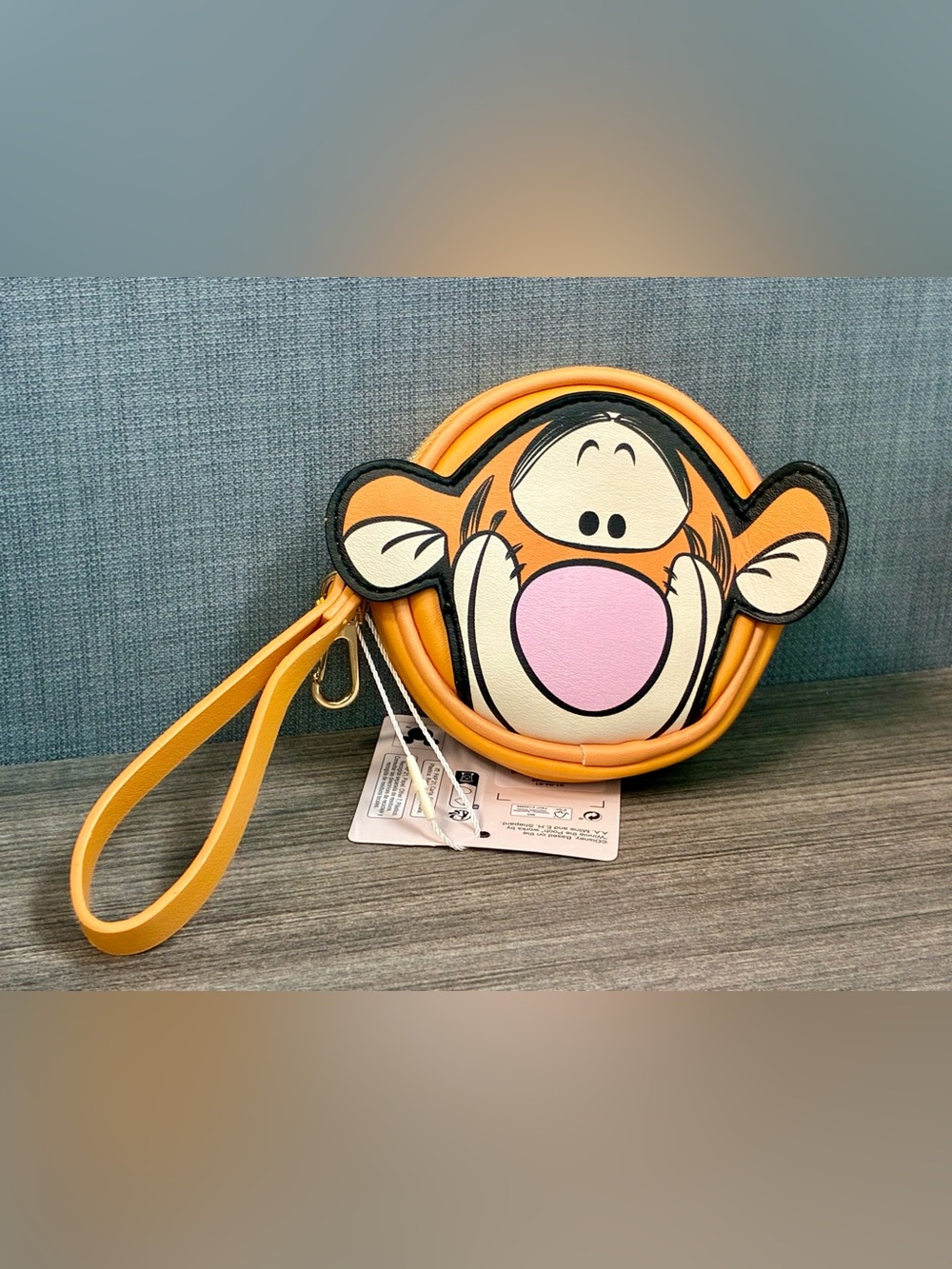 Disneys Tigger Coin and Bag Charm